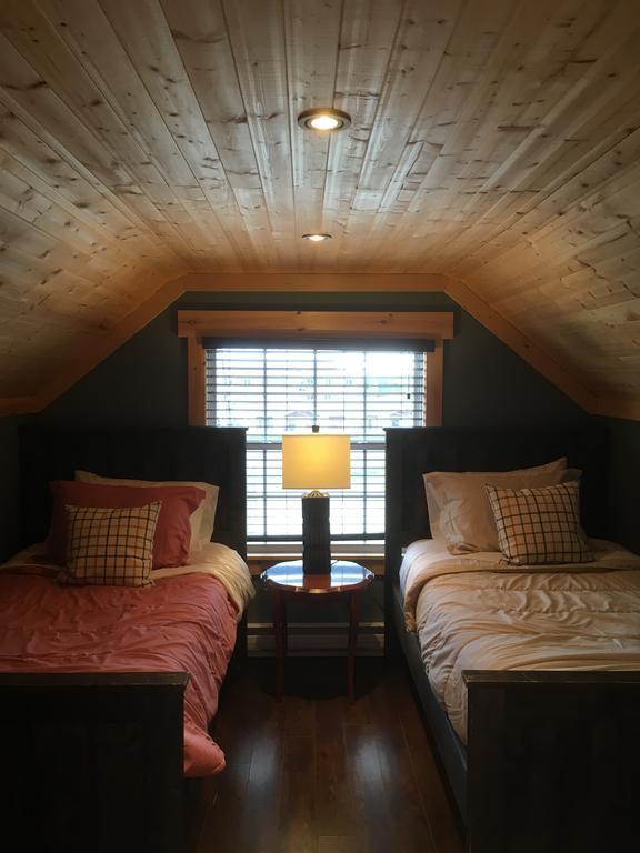 The Deer Lake Loft Dış mekan fotoğraf